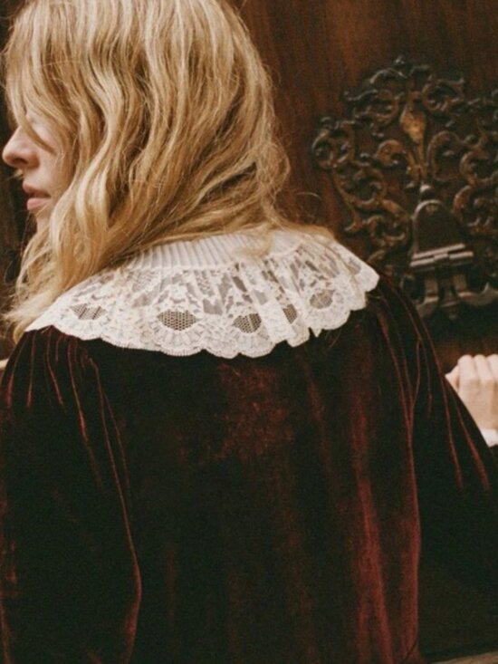 Doen Burgundy Velvet Mini Dress with Lace Collar - Picture 7 of 7